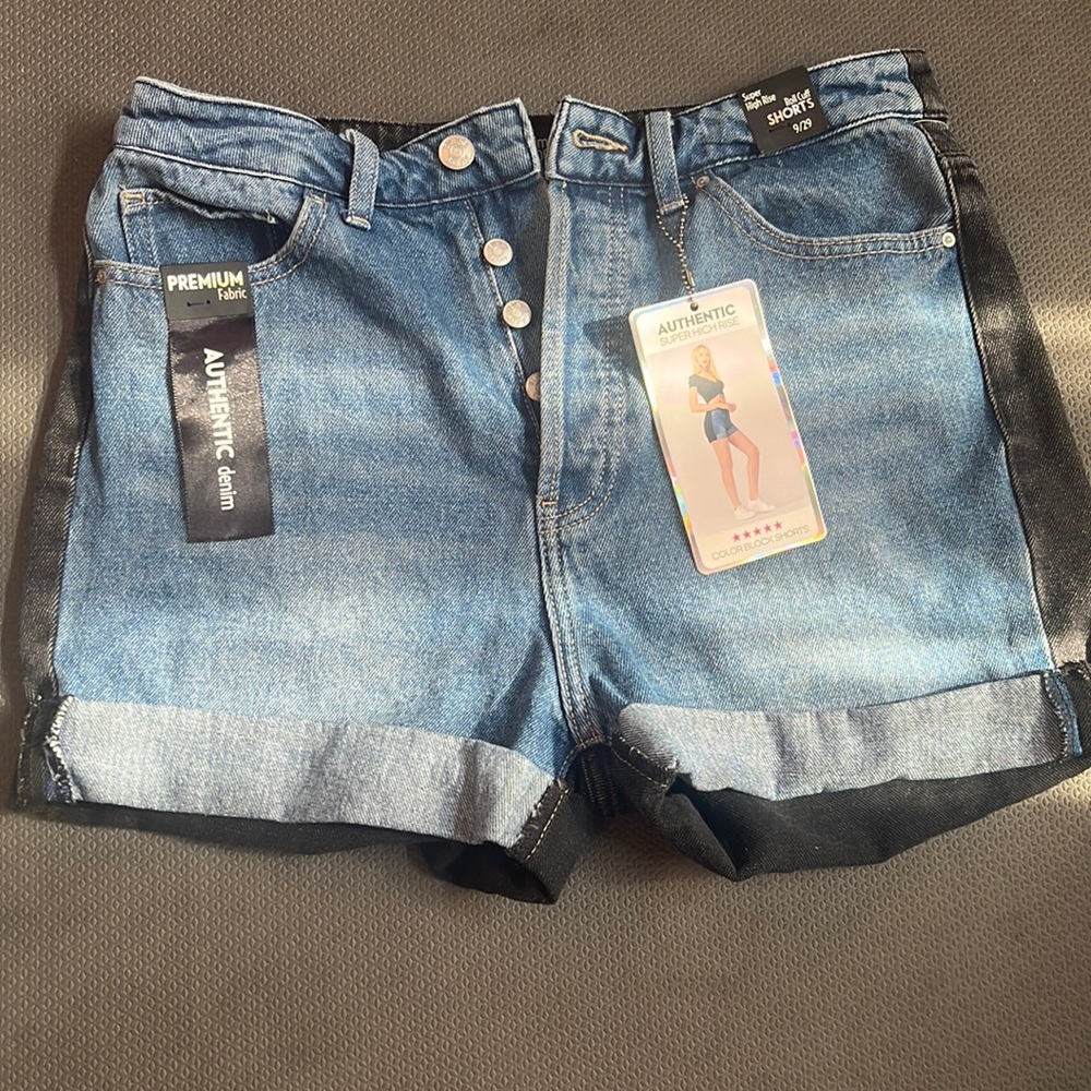 Simple Society High rise color block shorts